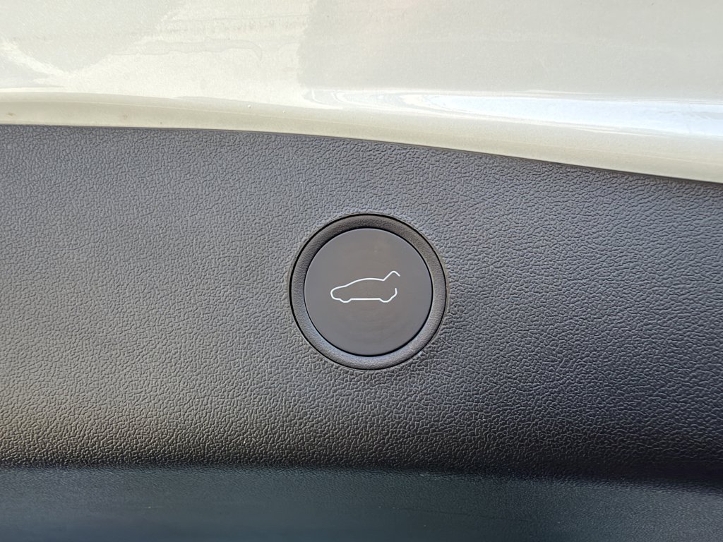 Used 2021 Tesla Model 3 Standard Range Plus RWD image 37