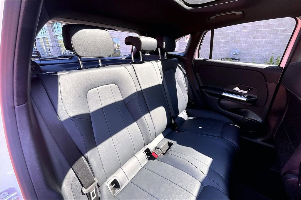 Used 2023 Mercedes-Benz GLA 250 4MATIC image 29