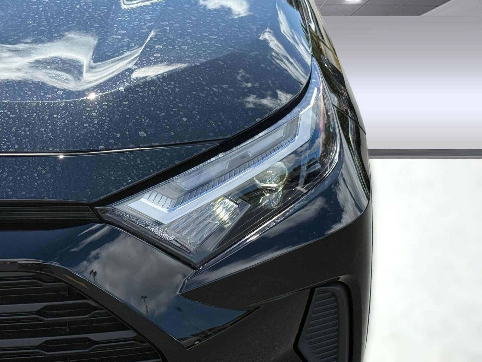 Certified 2025 Toyota RAV4 XLE w/ Convenience Package image 11