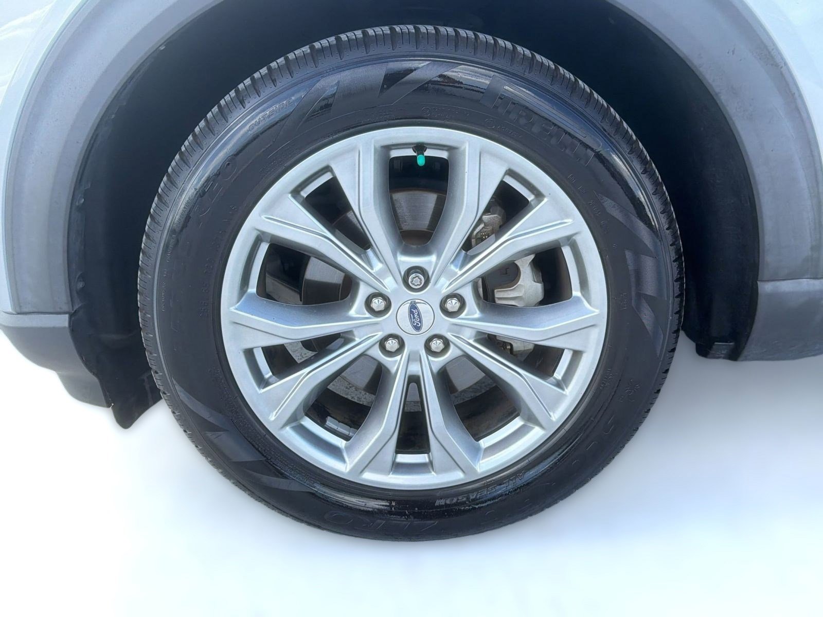 Used 2021 Ford Explorer Limited w/ Equipment Group 301A image 12