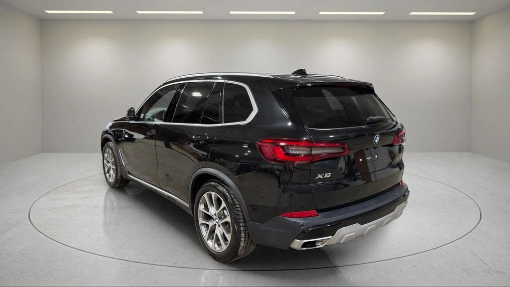 Used 2019 BMW X5 xDrive40i w/ Premium Package AWD/4WD image 16