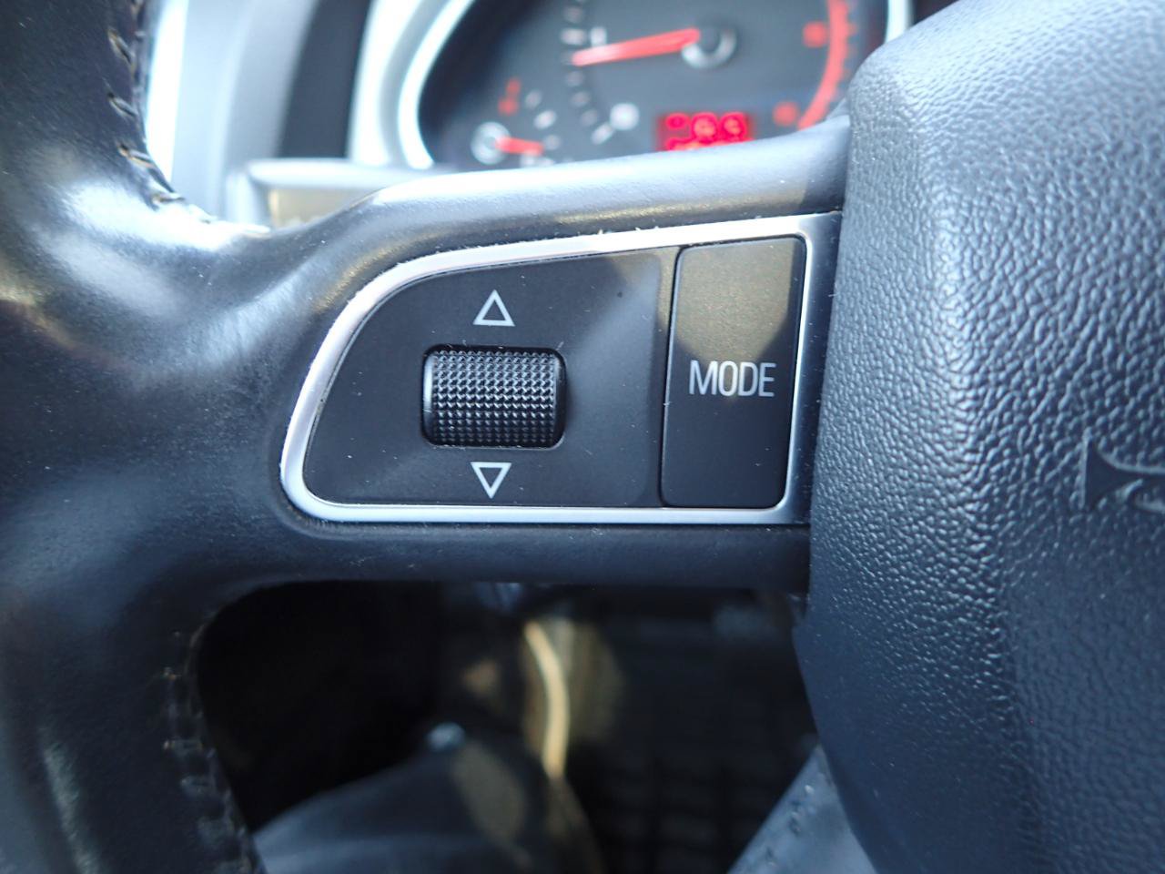 Used 2011 Audi Q7 TDI Premium Plus AWD/4WD image 18