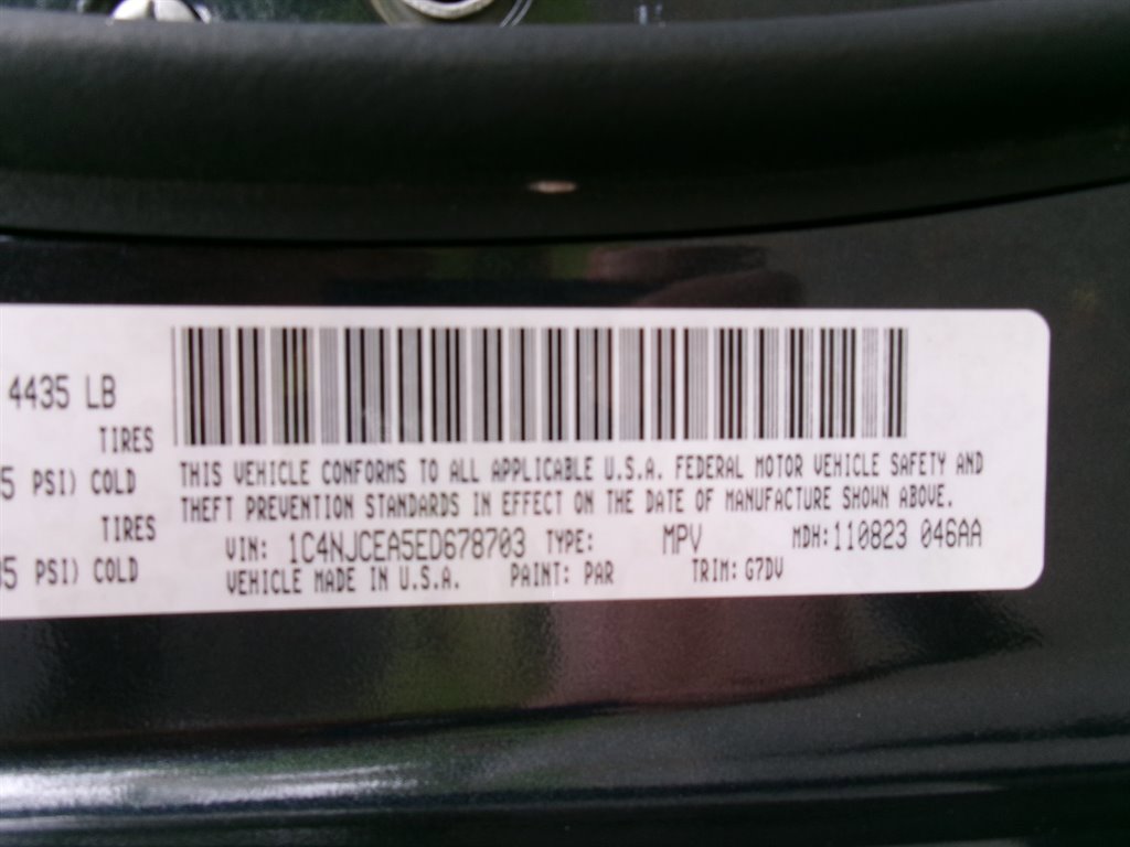 Used 2014 Jeep Compass Latitude w/ Sun/Sound Group FWD image 66
