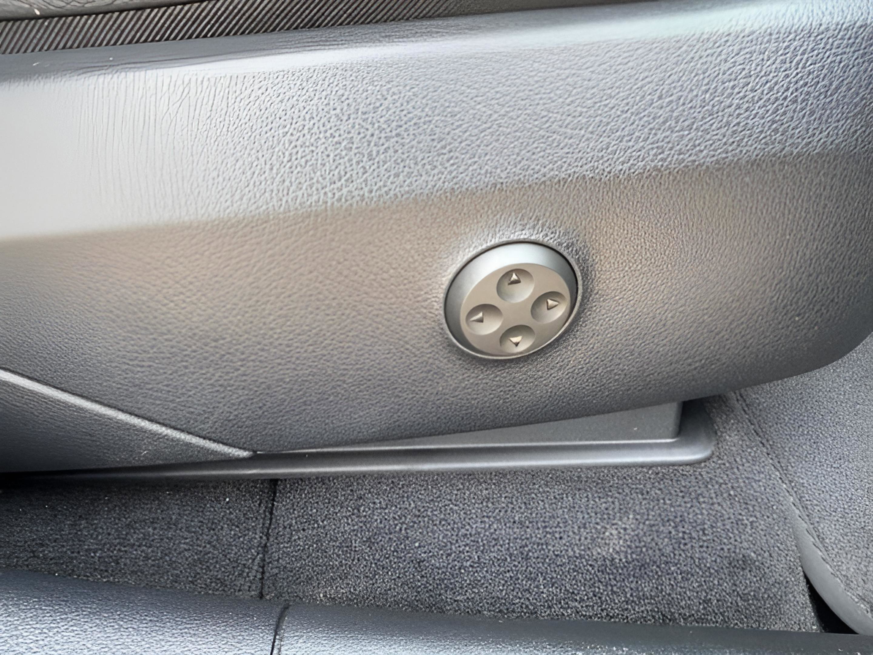 Certified 2025 Mercedes-Benz GLC 350e 4MATIC image 20