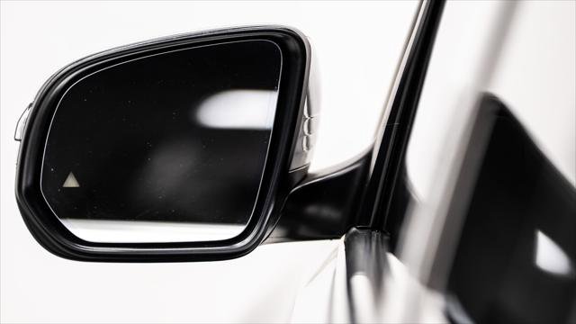 Used 2023 Mercedes-Benz Maybach GLS 600 4MATIC image 14