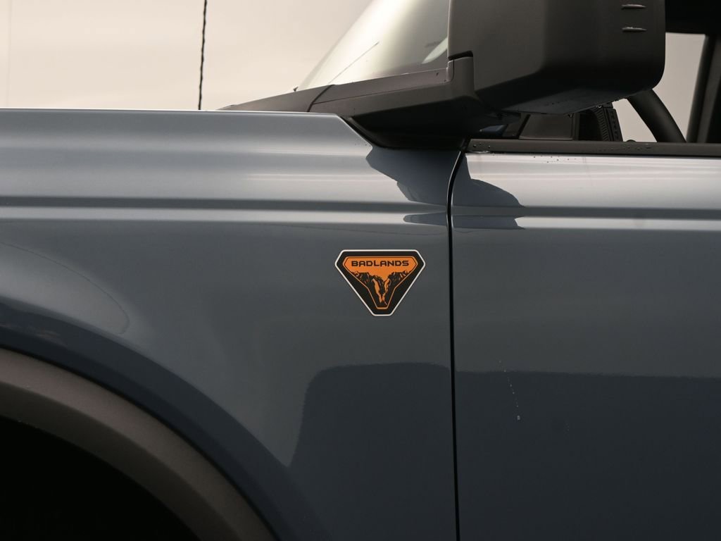 New 2025 Ford Bronco Badlands image 31