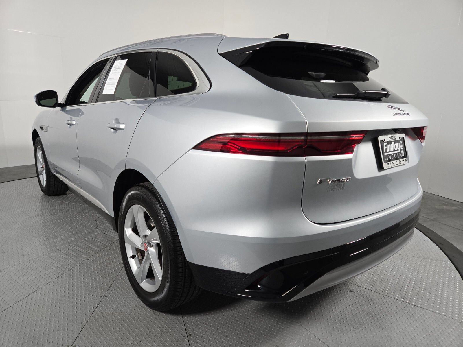 Used 2023 Jaguar F-PACE S AWD/4WD image 6