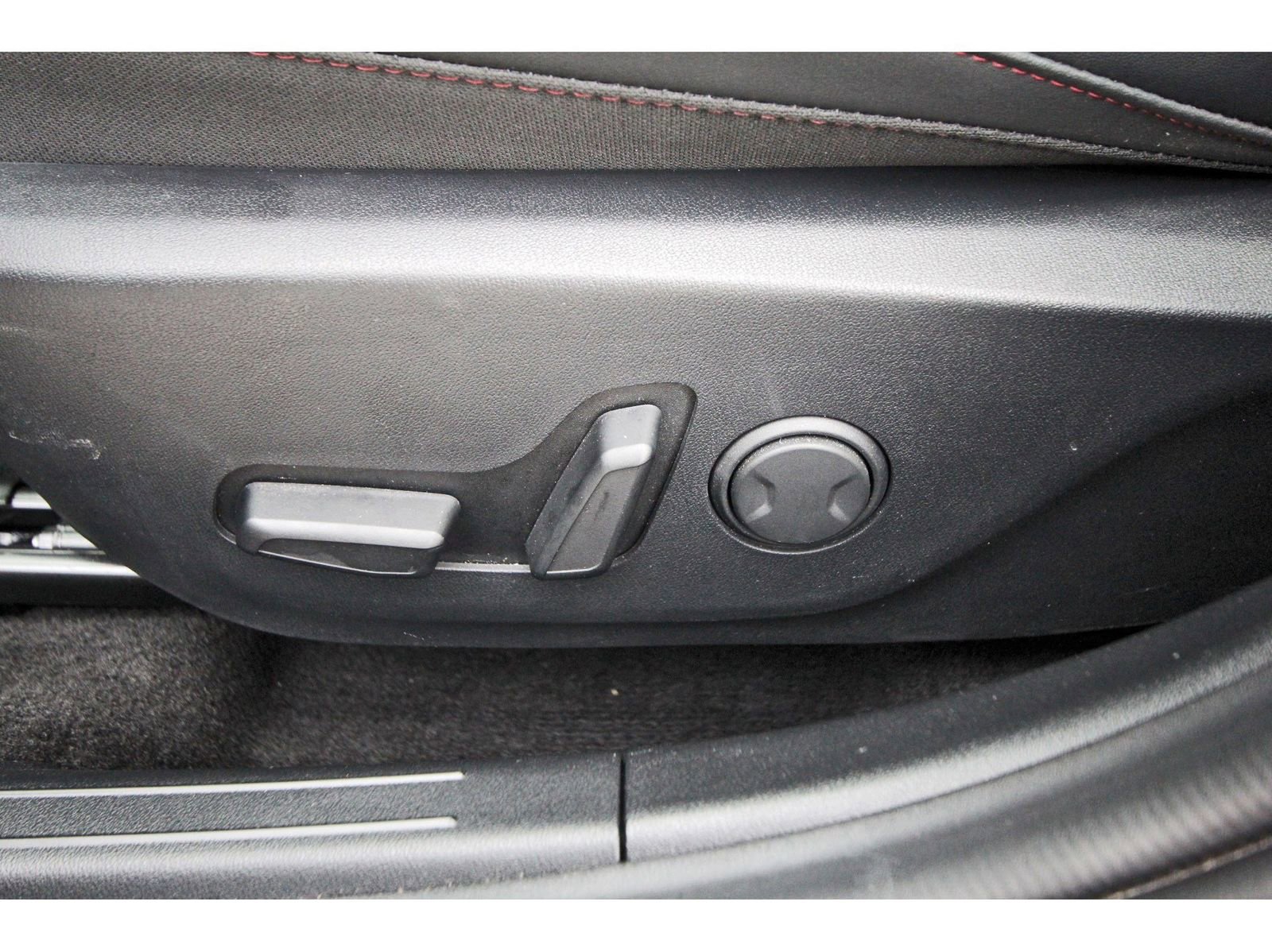 Used 2025 Kia K4 GT-Line w/ GT-Line Premium Package image 29