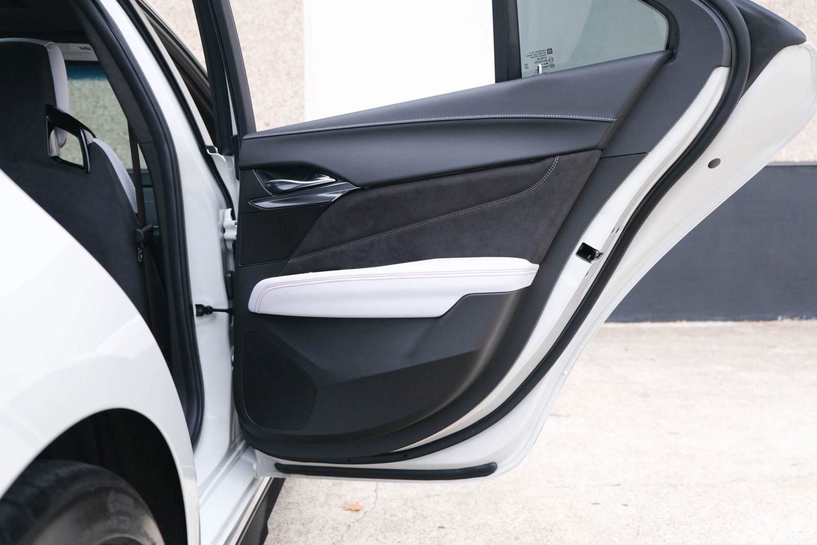 Used 2022 Cadillac CT4 V Blackwing w/ Carbon Fiber 1 Package image 34