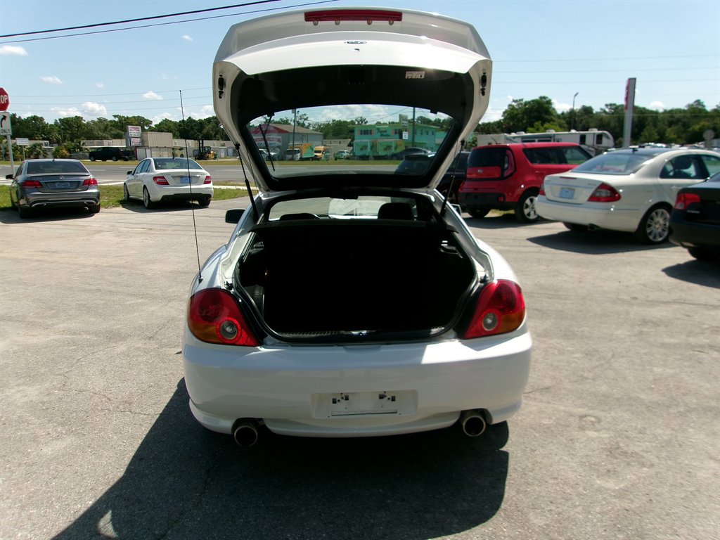 Used 2004 Hyundai Tiburon GT FWD image 17