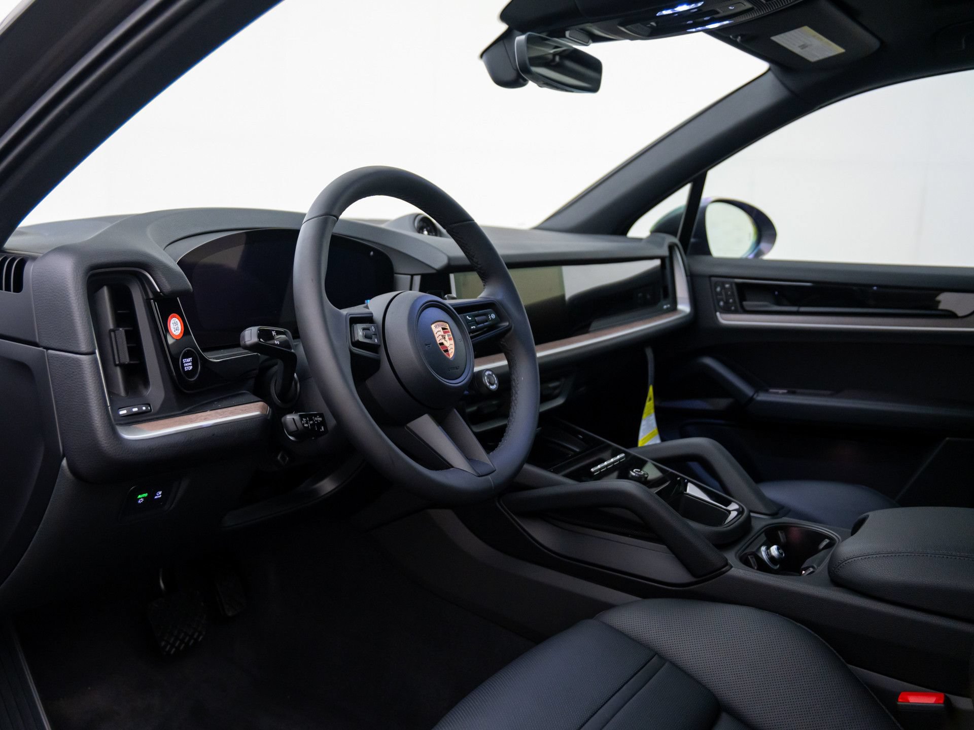 New 2026 Porsche Cayenne E-Hybrid AWD/4WD image 4