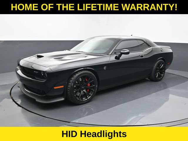 Used 2016 Dodge Challenger SRT Hellcat RWD image 10