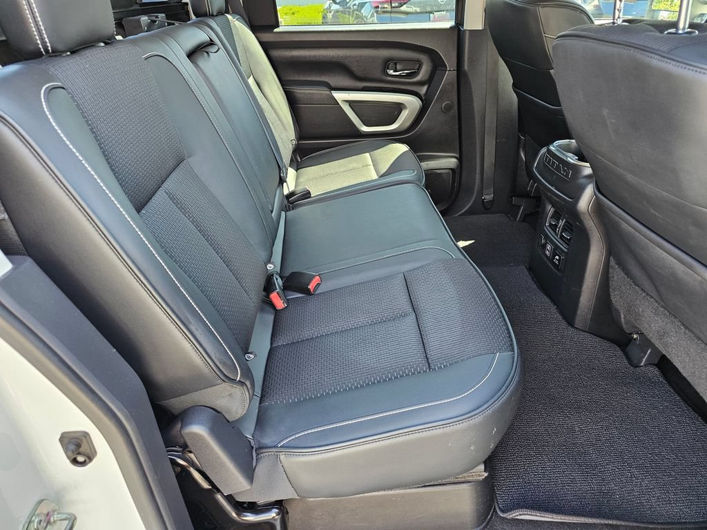 Used 2019 Nissan Titan PRO-4X w/ Pro-4x Utility Package AWD/4WD image 15