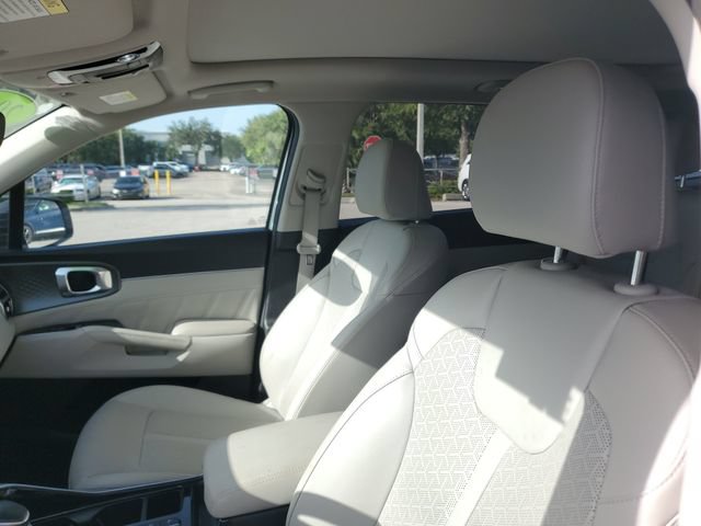 Certified 2023 Kia Sorento SX FWD image 18