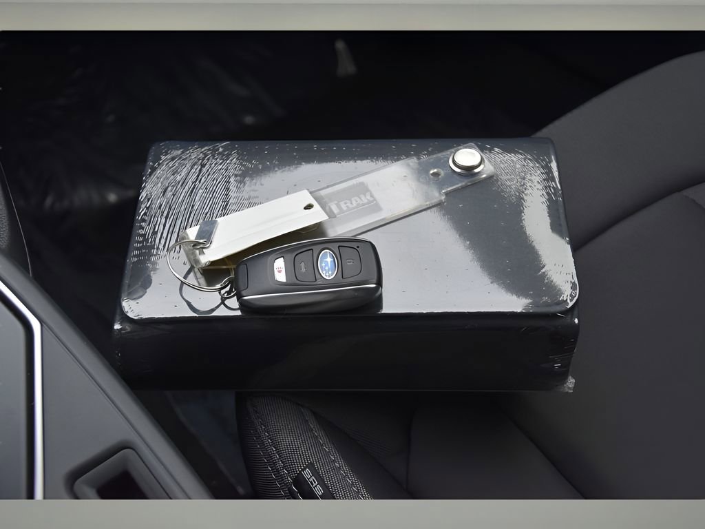 Used 2025 Subaru Crosstrek 2.0i Premium image 35