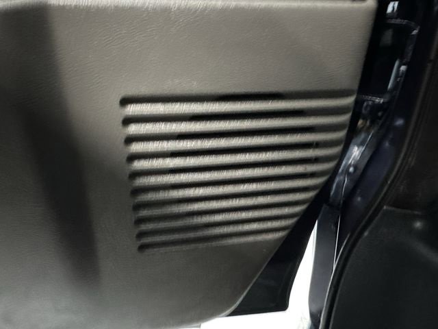 Used 2013 Chevrolet Express 1500 LS image 21