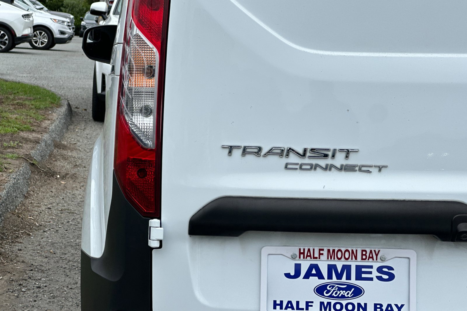 Used 2020 Ford Transit Connect XL image 23