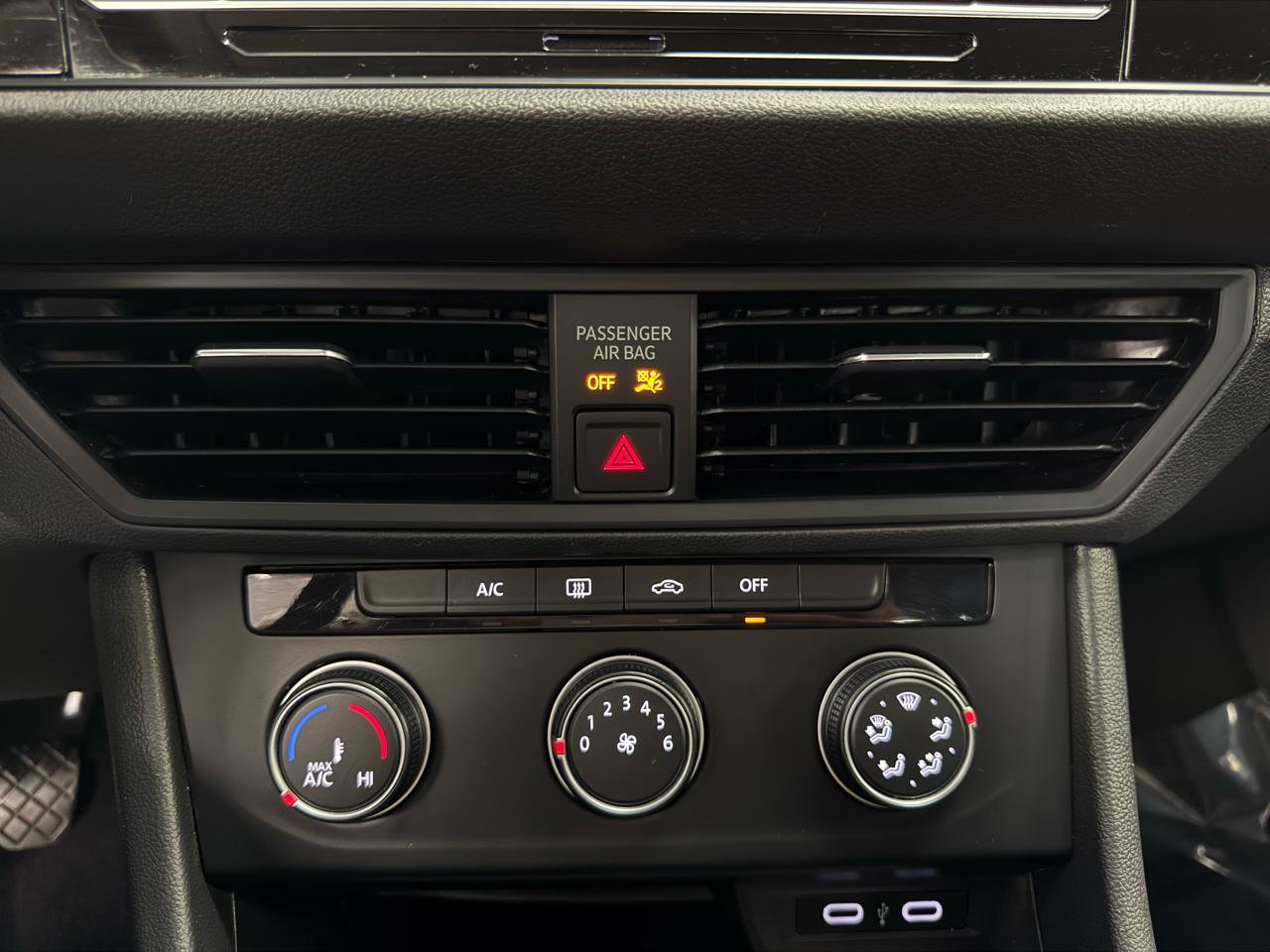 Used 2022 Volkswagen Jetta S image 18