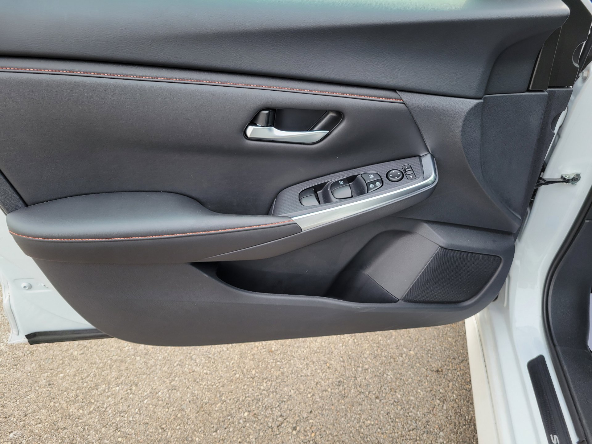 Certified 2024 Nissan Sentra SR image 18