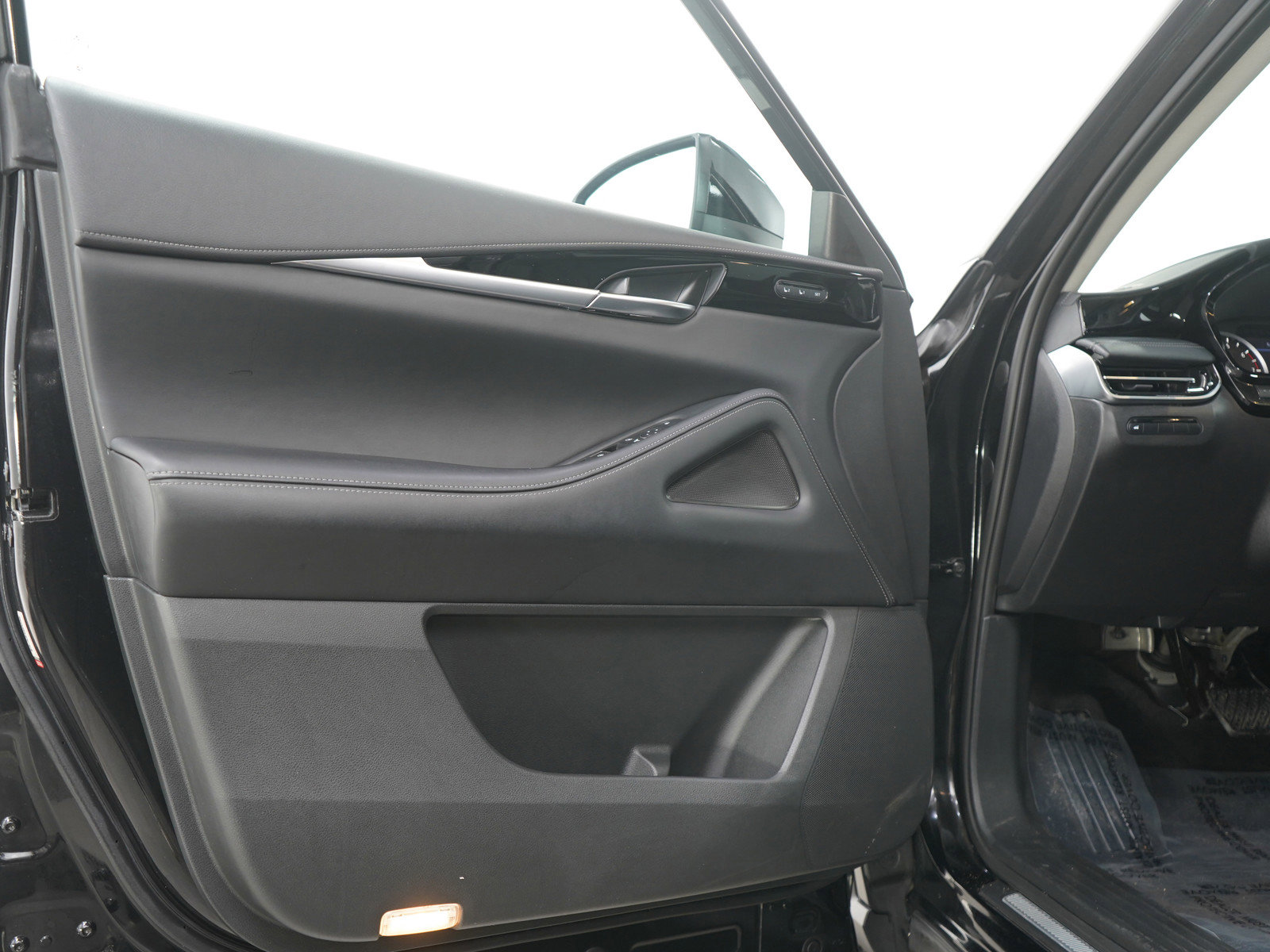 Used 2023 INFINITI QX60 Pure image 22