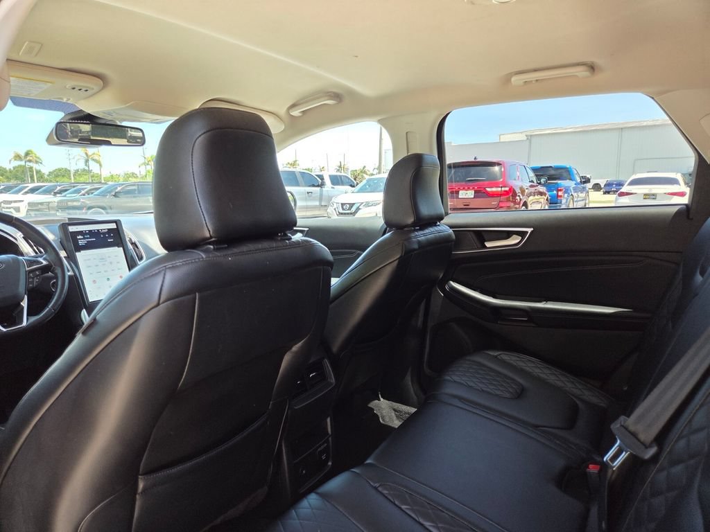 Used 2023 Ford Edge Titanium AWD/4WD image 24