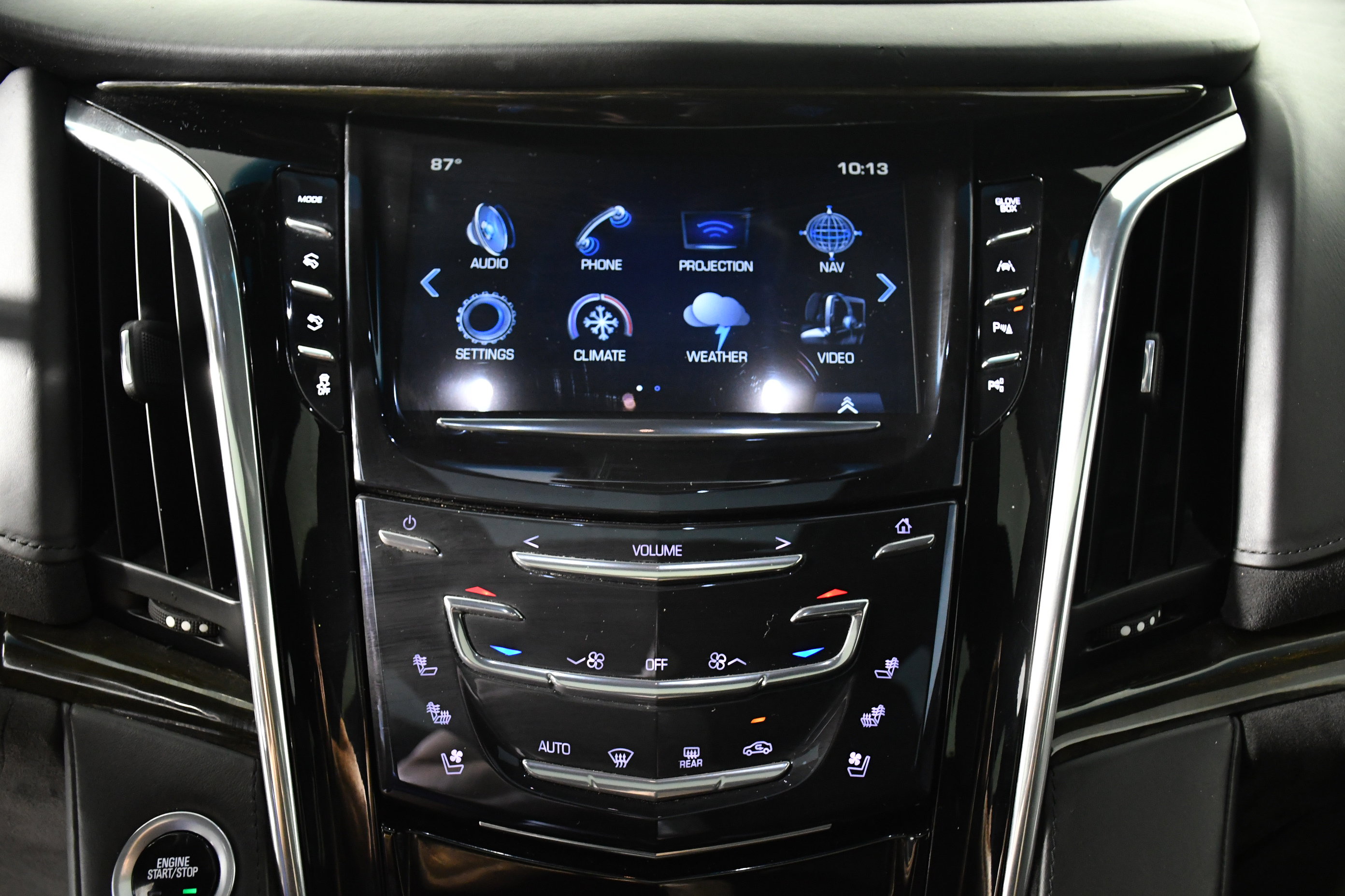 Used 2017 Cadillac Escalade ESV Platinum image 15