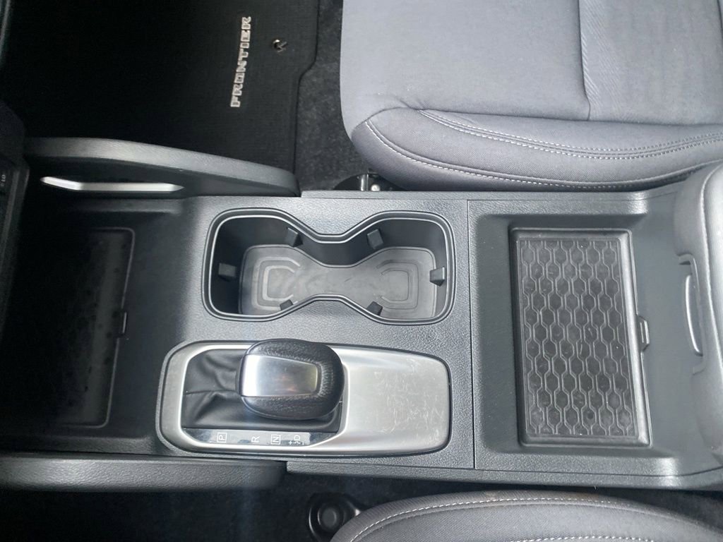 Used 2023 Nissan Frontier SV image 29