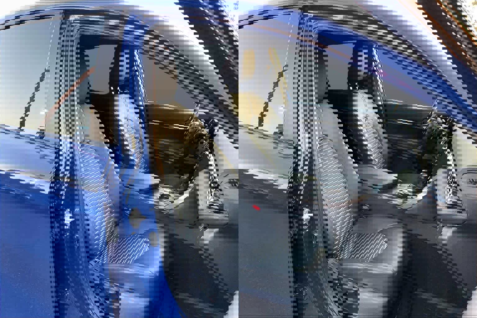 Certified 2023 Toyota Camry SE image 8