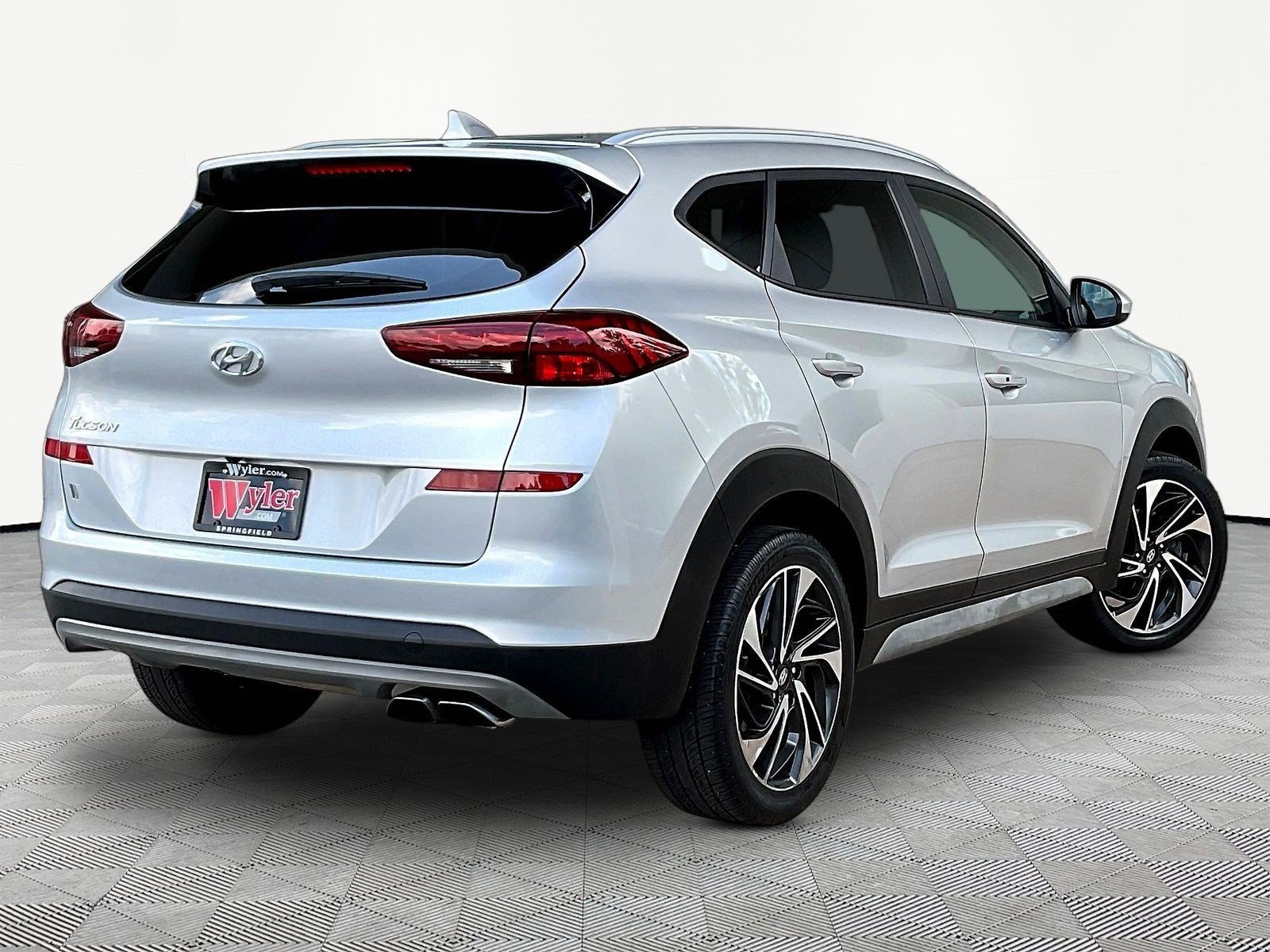 Used 2019 Hyundai Tucson Sport FWD image 6