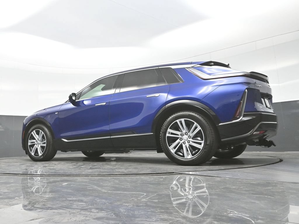 Certified 2024 Cadillac Lyriq Tech AWD/4WD image 22