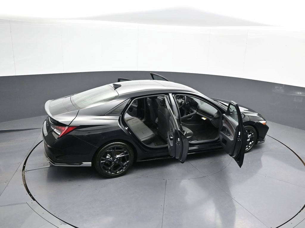 Used 2025 Hyundai Elantra N Line image 44