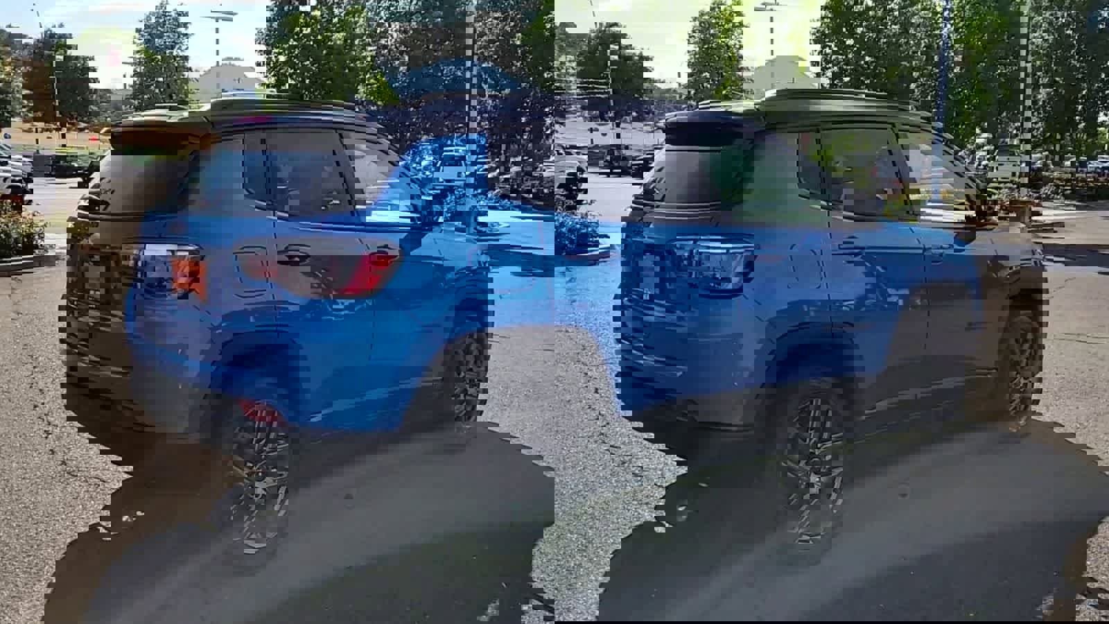 New 2025 Jeep Compass Limited w/ Sun & Sound Group image 8