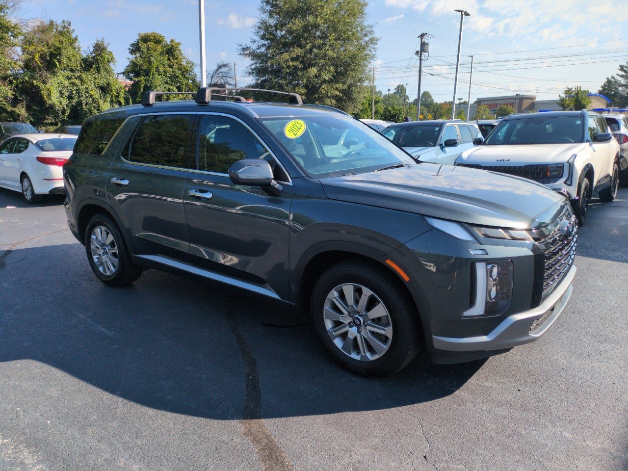 Used 2023 Hyundai Palisade SEL FWD image 1