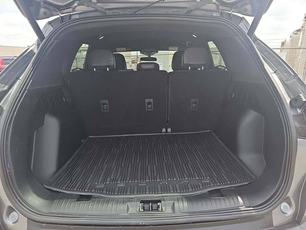 Used 2025 Ford Escape ST-Line w/ Equipment Group 301A FWD image 12