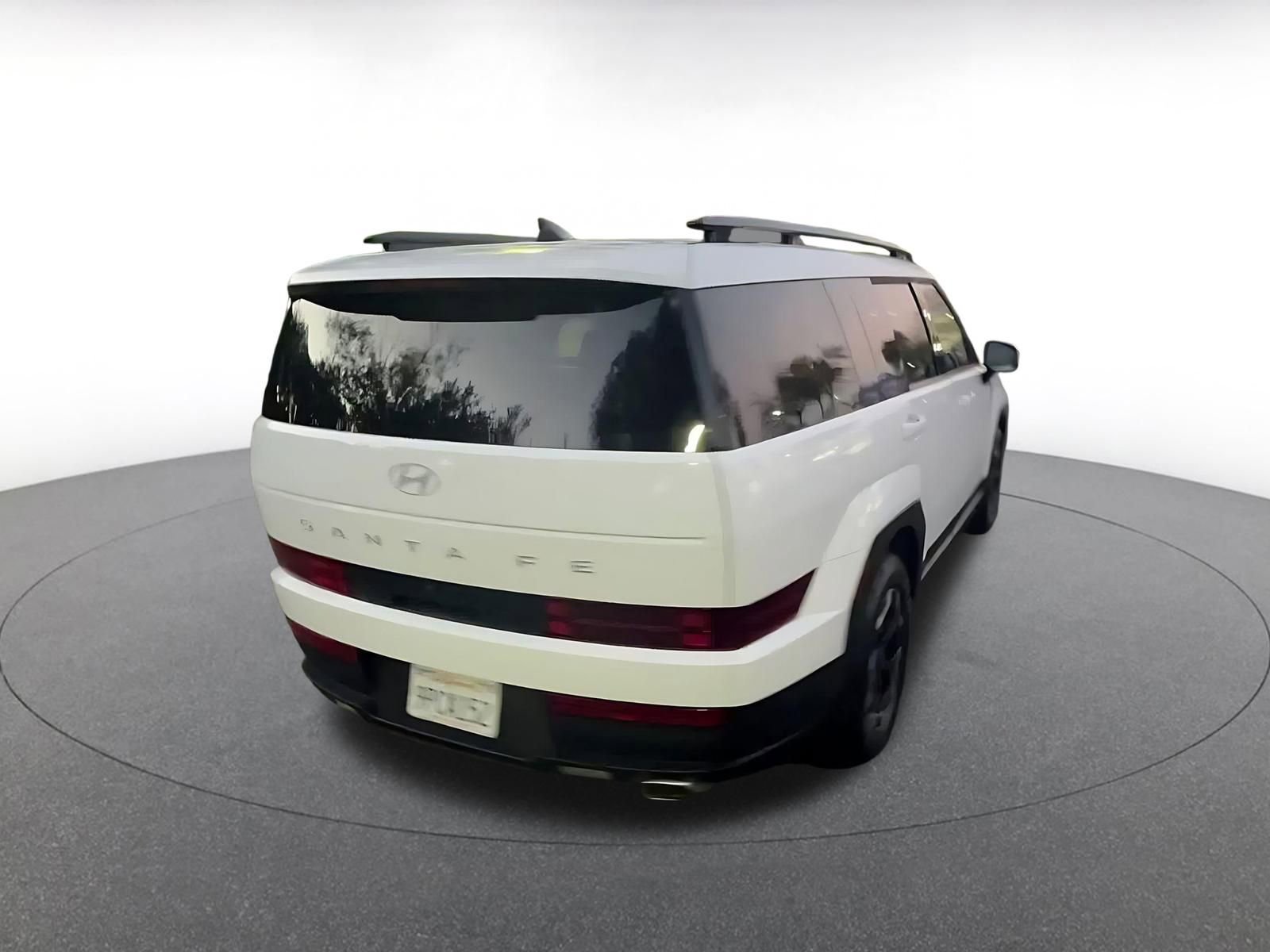 Used 2025 Hyundai Santa Fe SEL image 14