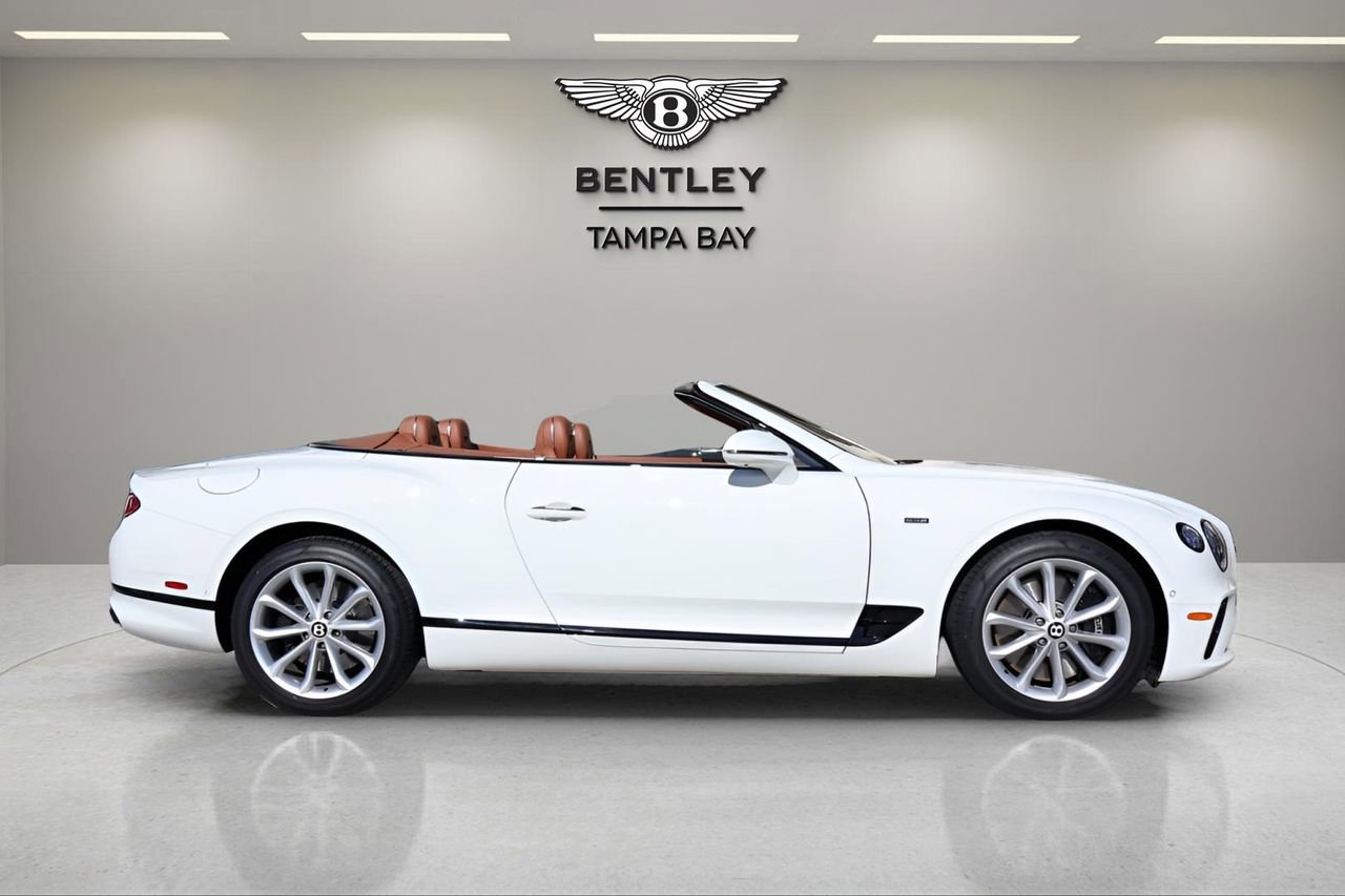 Used 2024 Bentley Continental GT image 5