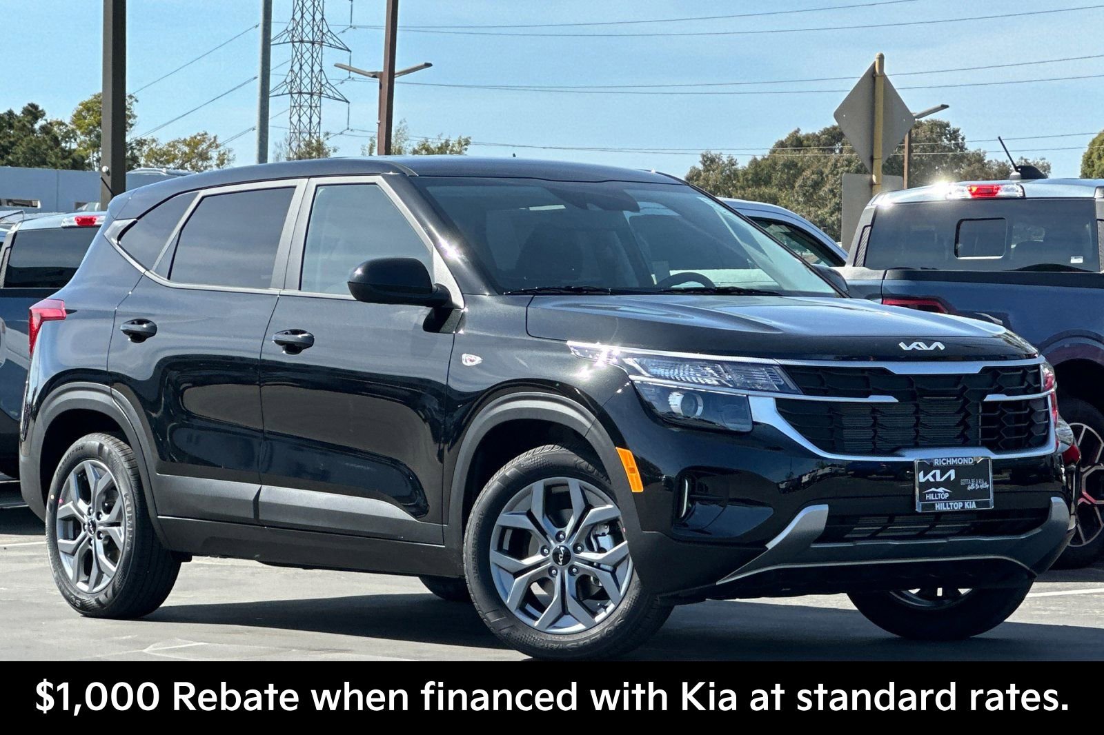 New 2026 Kia Seltos LX FWD image 2