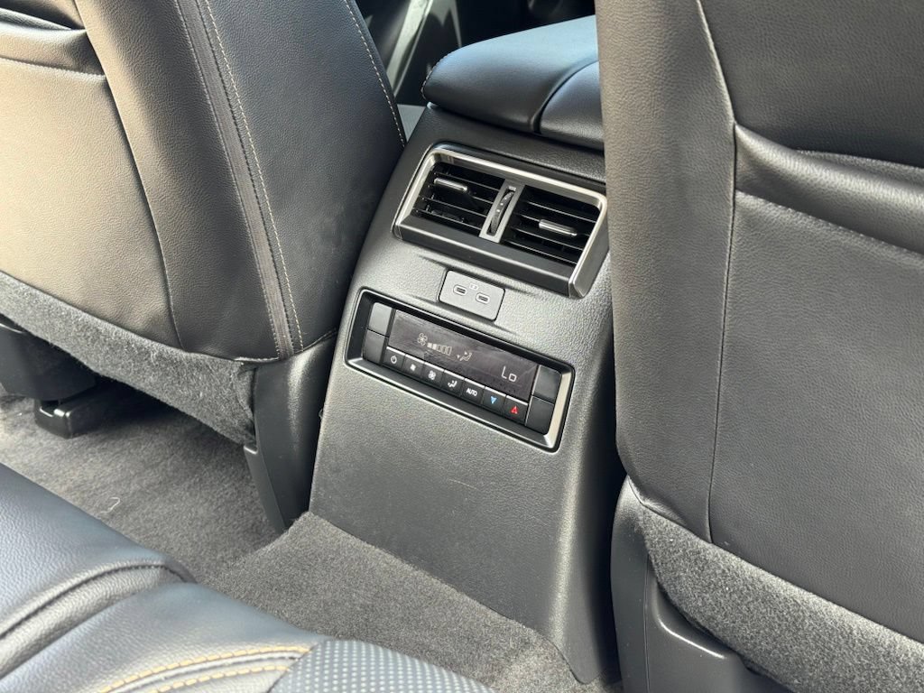 Certified 2025 MAZDA CX-70 Plug-In Hybrid w/ Premium Pkg AWD/4WD image 21