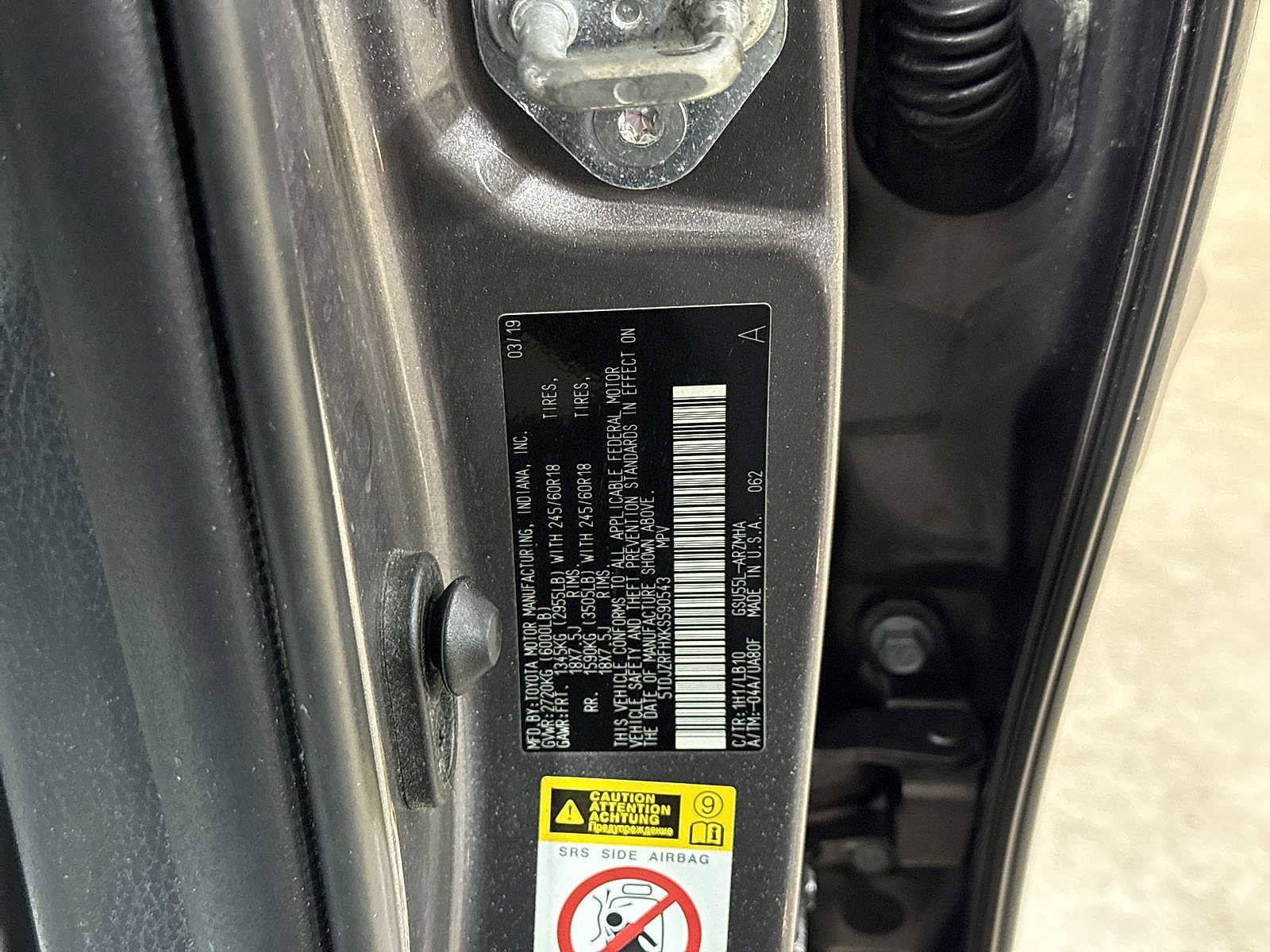 Used 2019 Toyota Highlander XLE AWD/4WD image 14