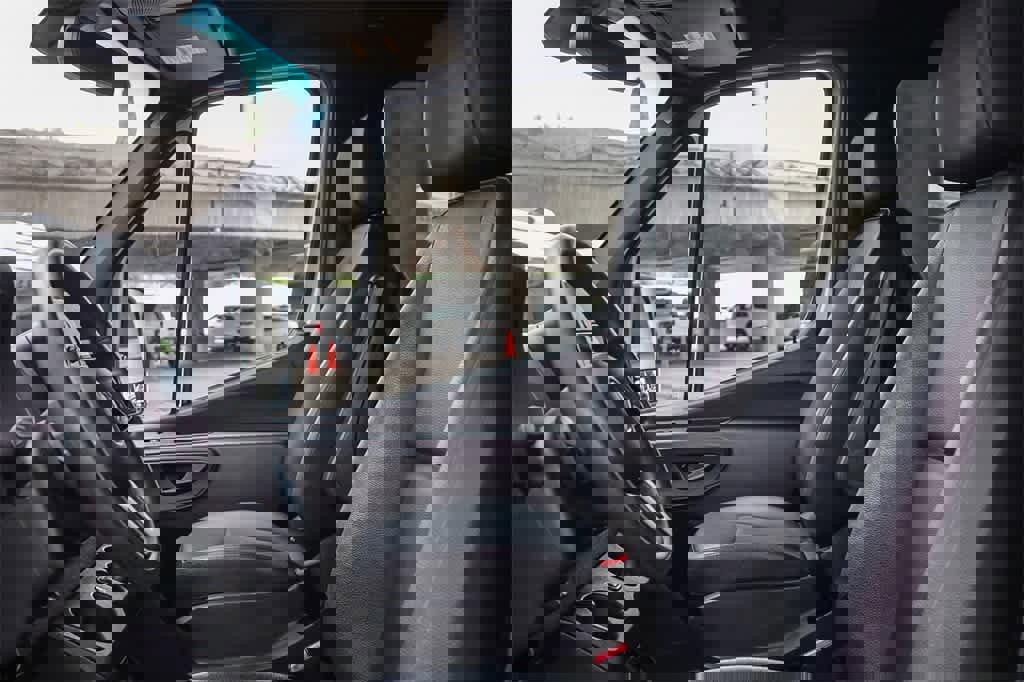 Used 2020 Mercedes-Benz Sprinter 2500 image 15