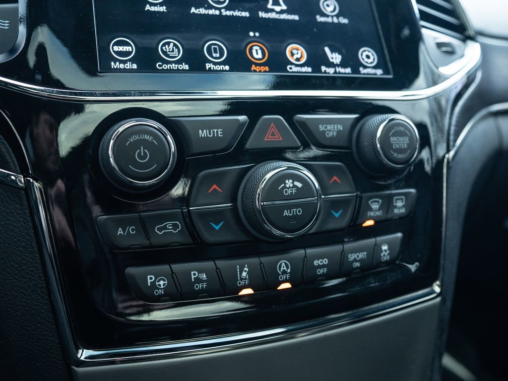 Used 2020 Jeep Grand Cherokee High Altitude image 31