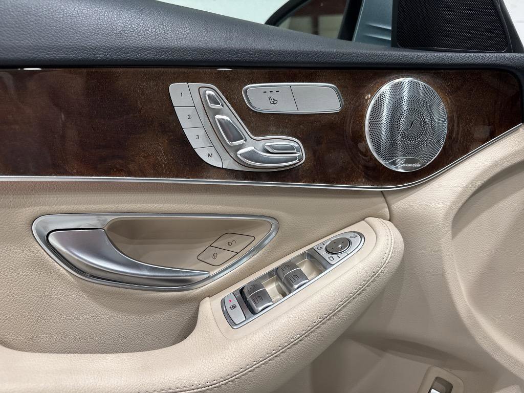Used 2017 Mercedes-Benz C 300 Sedan image 27