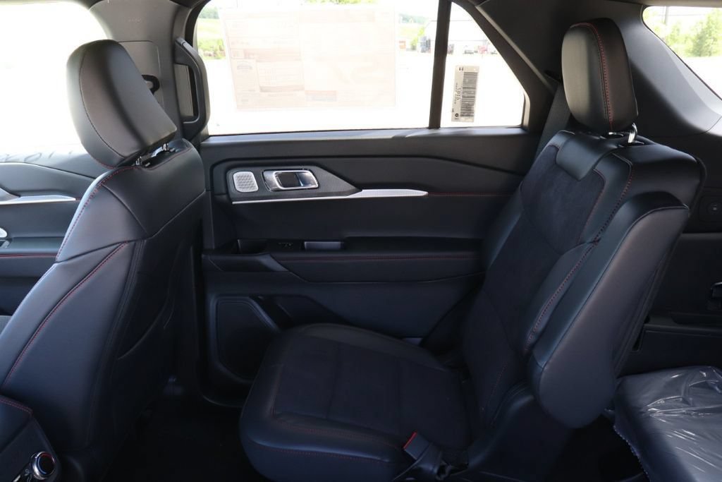 New 2026 Ford Explorer ST w/ Sun And Sound Package AWD/4WD image 15