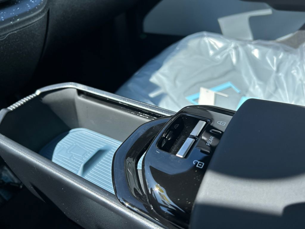 New 2026 Volvo EX30 Ultra w/ Climate Package image 17