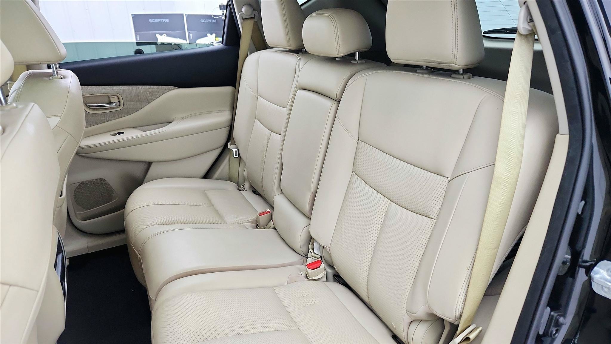 Used 2019 Nissan Murano SL w/ SL Technology Package FWD image 18