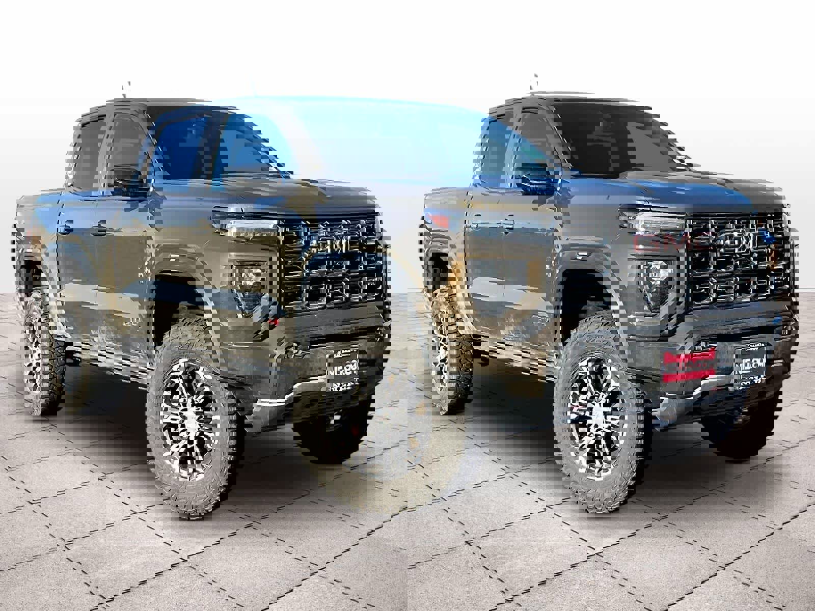 Used 2023 GMC Canyon AT4 w/ Technology Package image 2