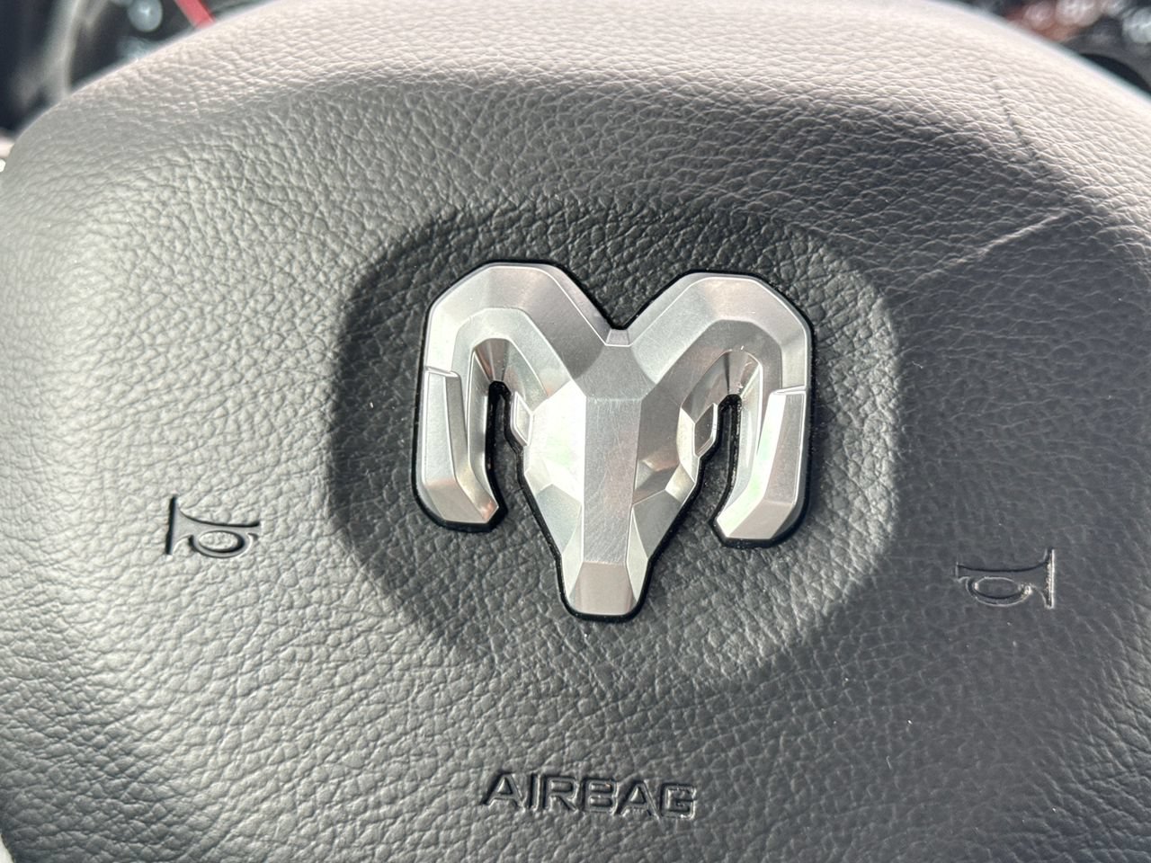 Used 2022 RAM 1500 Laramie AWD/4WD image 29