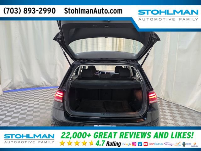 Used 2018 Volkswagen Golf S image 33