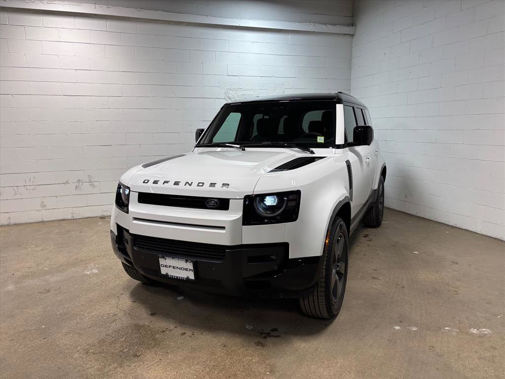 Used 2026 Land Rover Defender 110 X-Dynamic SE image 2