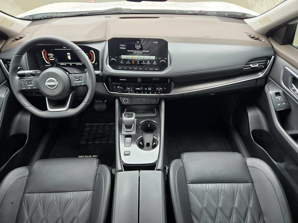 Used 2023 Nissan Rogue Platinum FWD image 15